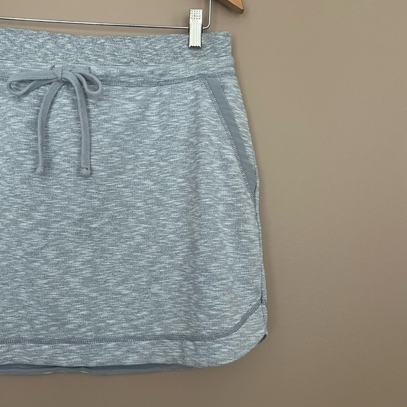 {Athleta} Techie Terry Skirt in Grey - Women's Medium - Picture 3 of 9